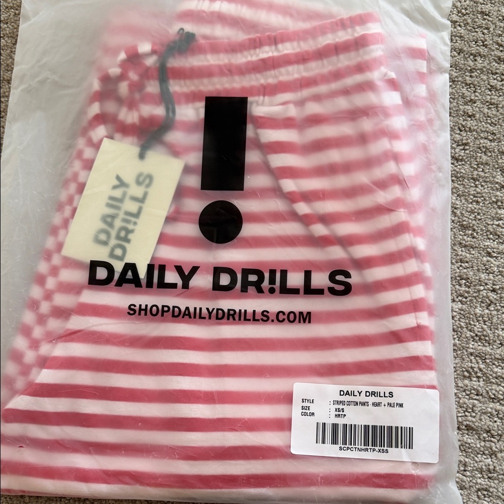 Daily Drills Pale Pink & Heart Striped pant XS/S